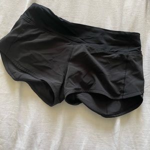 Lululemon black shorts